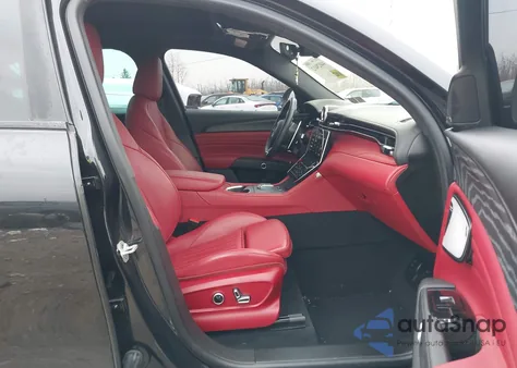 2023 Maserati Grecale Modena из США, поврежденный, VIN ZN682AVM6P7428895